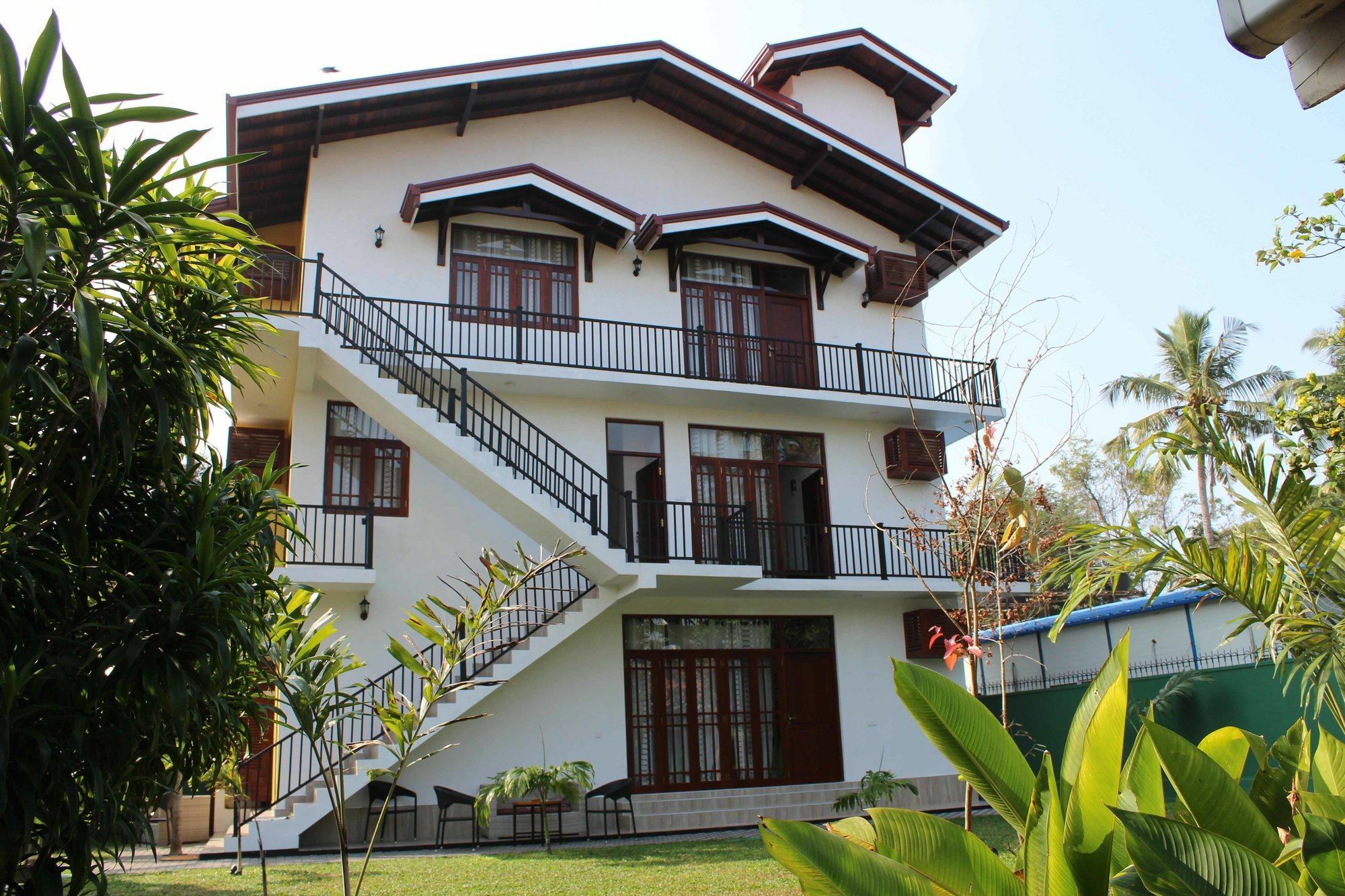 Lioni Holidays Villa Негомбо Екстериор снимка