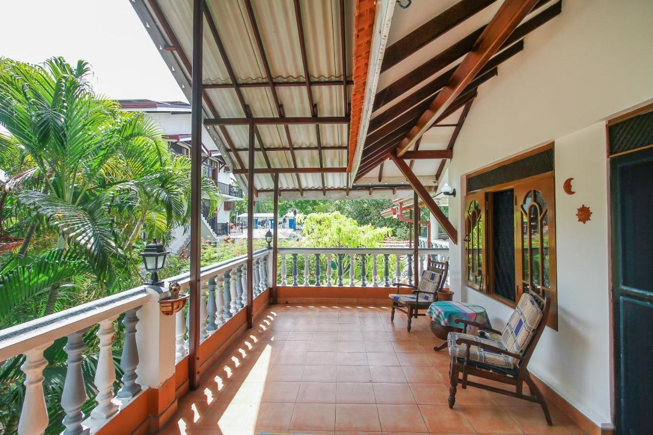 Lioni Holidays Villa Негомбо Екстериор снимка