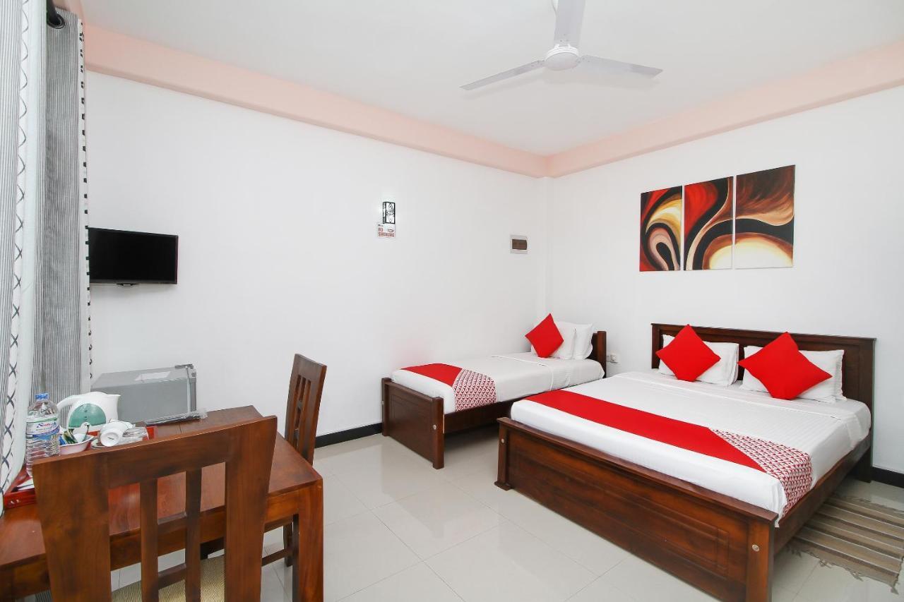 Lioni Holidays Villa Негомбо Екстериор снимка