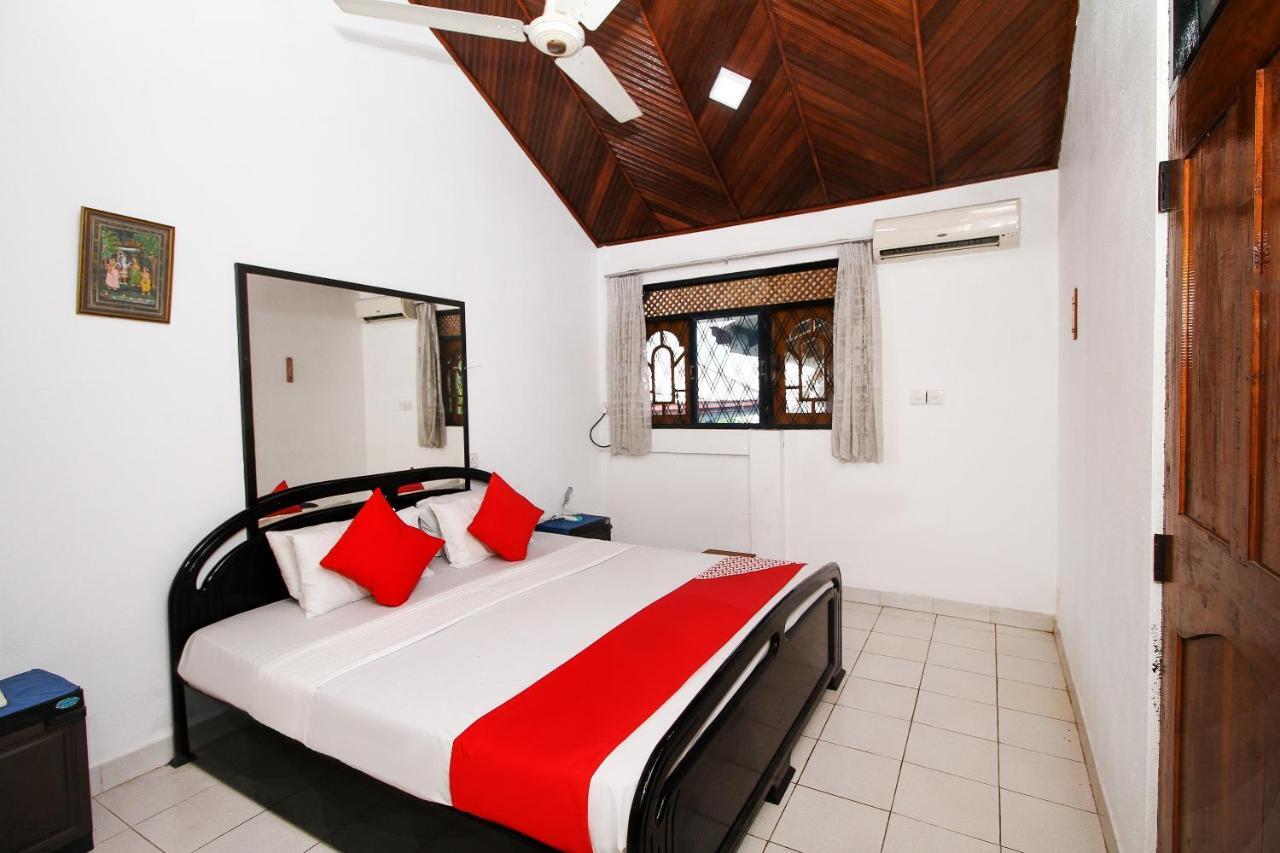 Lioni Holidays Villa Негомбо Екстериор снимка