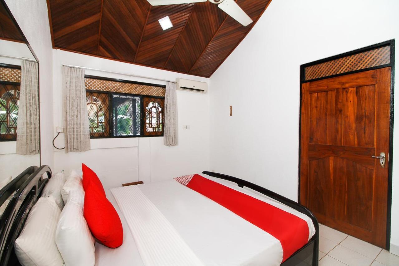Lioni Holidays Villa Негомбо Екстериор снимка