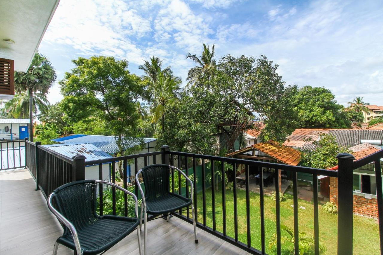 Lioni Holidays Villa Негомбо Екстериор снимка
